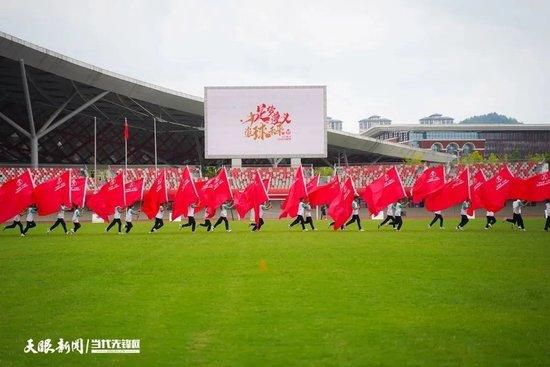 就在这时候，那个主治医生忽然开口道：不过，萧董事长，您这个病说实话，还真有人能治得好。
